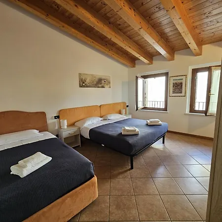 Appartamento Eden - Regarda Travel